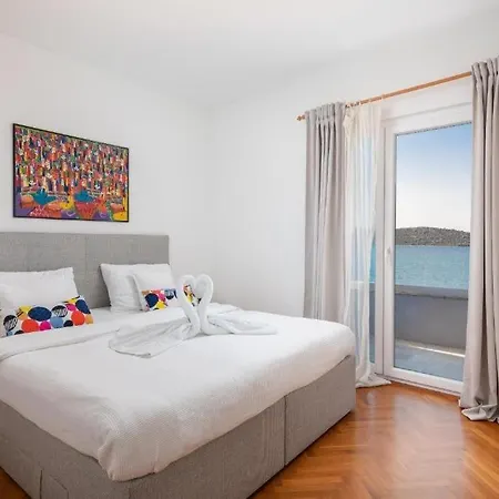 Seaside Family Friendly House With A Swimming Pool Sparadici, - 24200 Holiday home