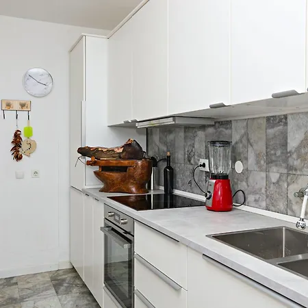 Seaside Family Friendly House With A Swimming Pool Sparadici, - 24200